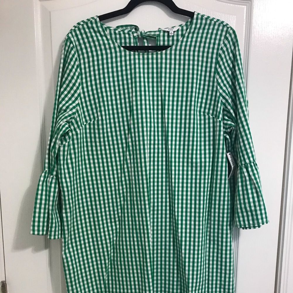 New Crown & Ivy Green Gingham Shift Dress